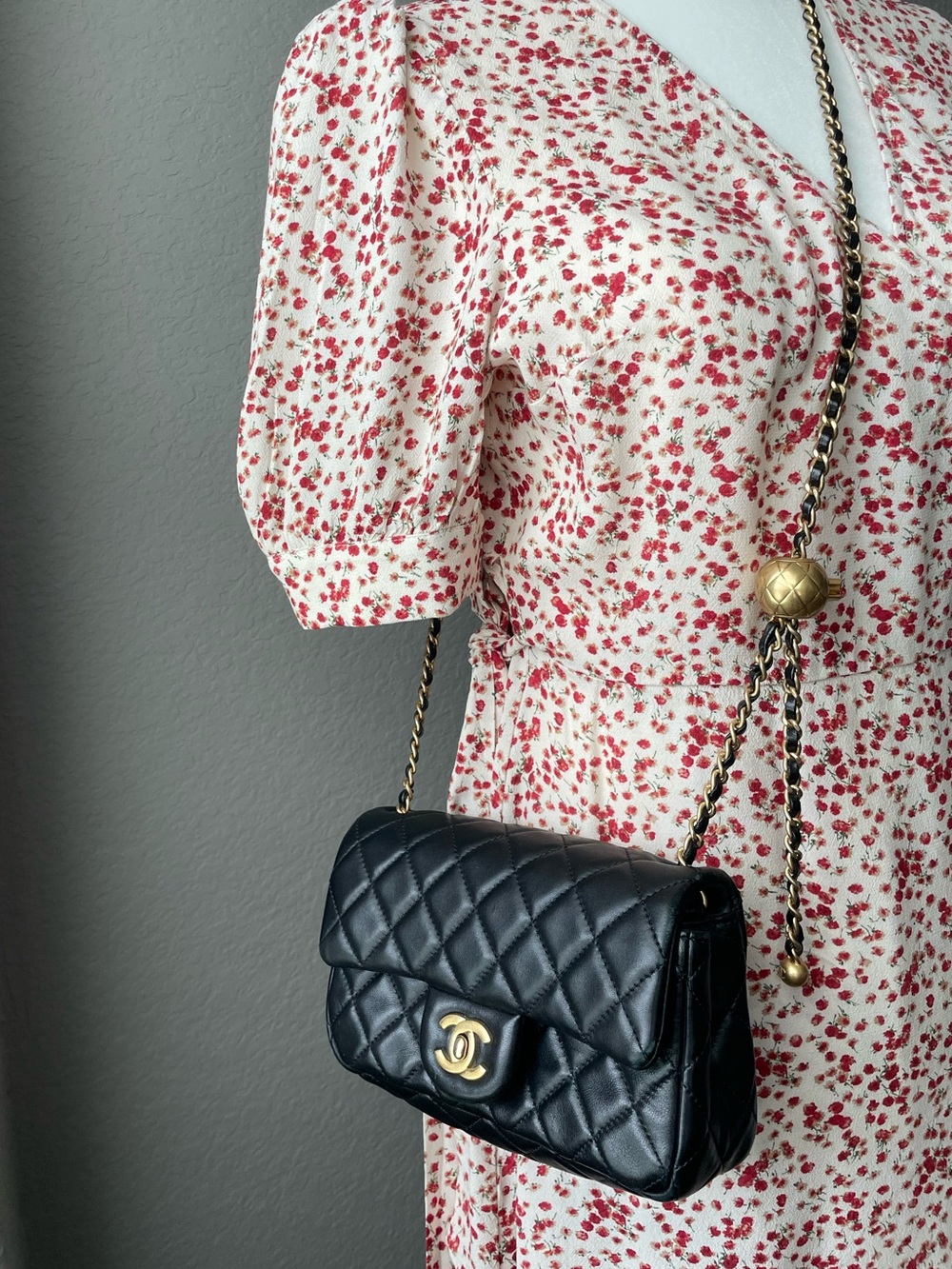 Preowned CHANEL Black Flap Bag Quilted Lambskin with Gold Tone Metal Peatl Crush